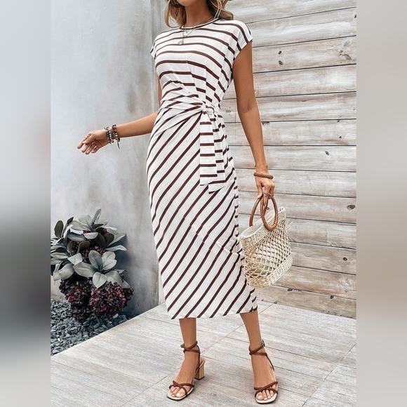 Frenchy Tie Knotted Striped Side Casual Dress - Picture 5 of 6